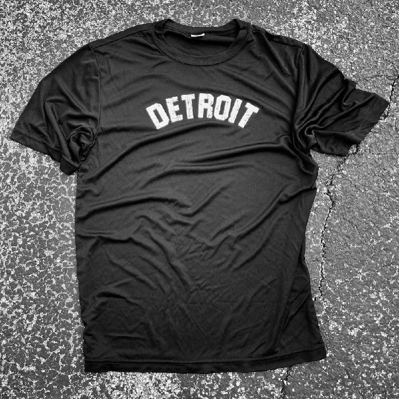 casual street t-shirts for men -Mens Detroit Bend Performance T-shirt (Black)