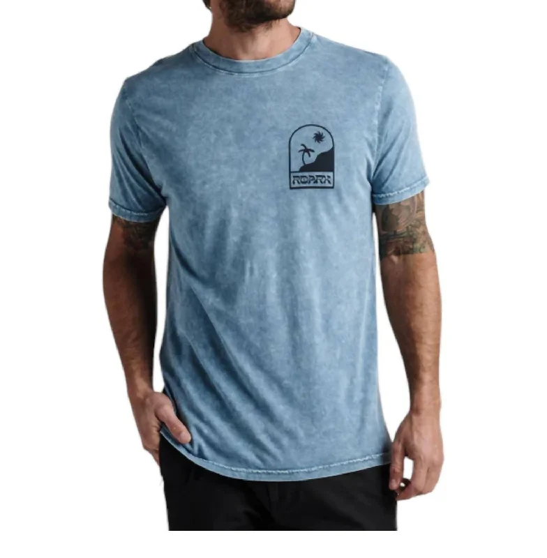 men's athletic fit t-shirts -Seek And Explore Premium Tee In Costa