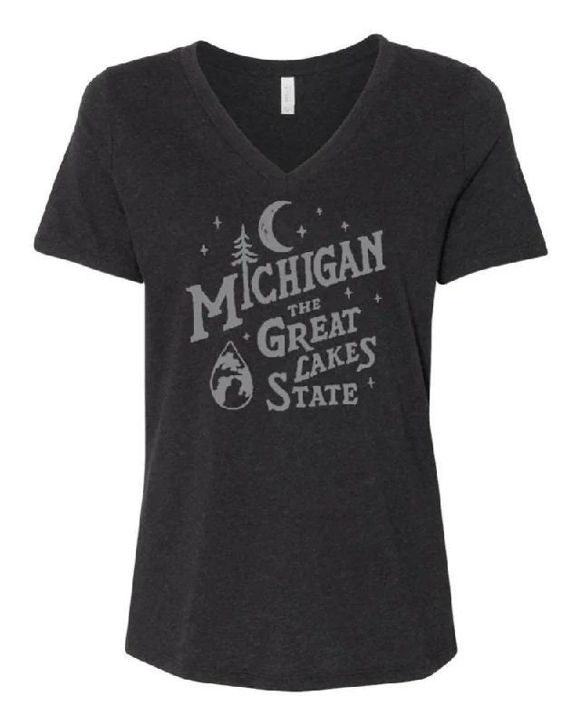 classic fit t-shirts for men -Ladies Relaxed V-neck Michigan Vintage Font T-shirt - Heather Black